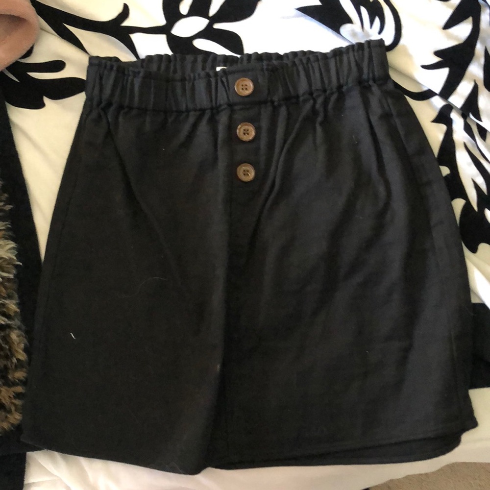 Francescas Black Skirt